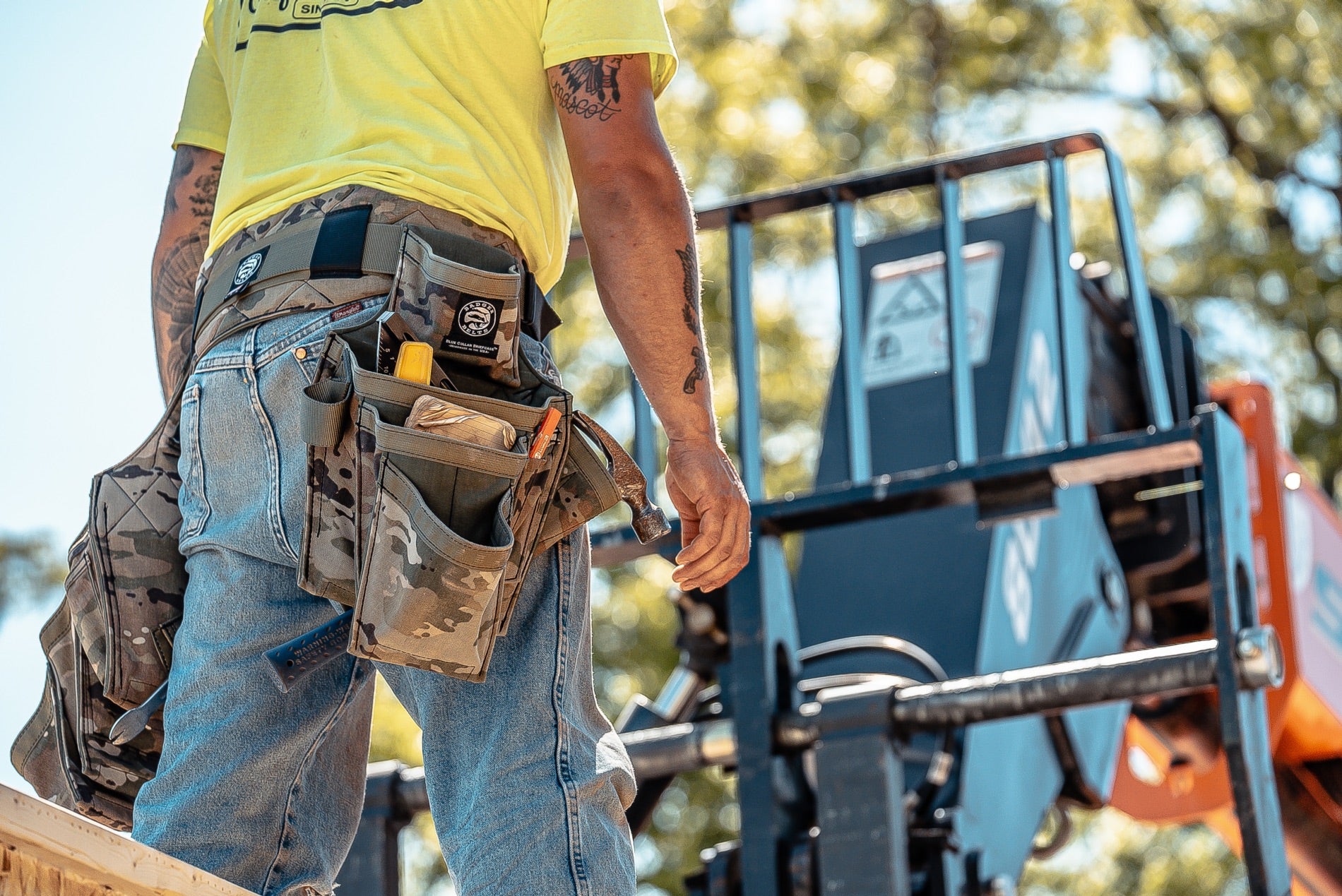 BLUE COLLAR BRIEFCASES • BUILT LIGHT, TOUGH, AND SMART
